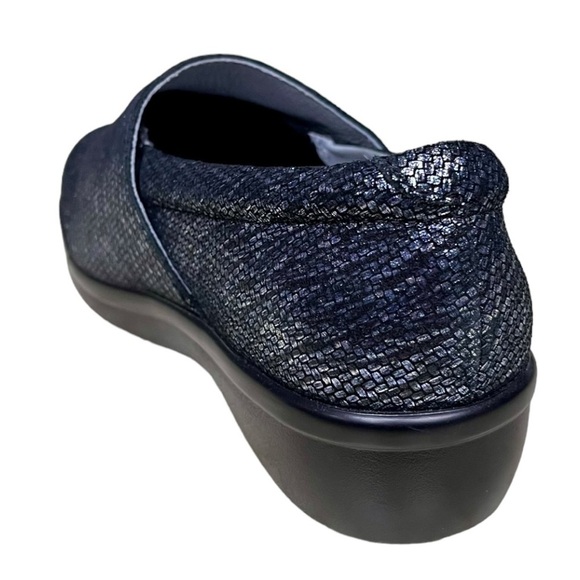 Algeria Navy Metallic Slip-On Comfort Shoes - Size 7 - Alegria Lauryn - Picture 3 of 10